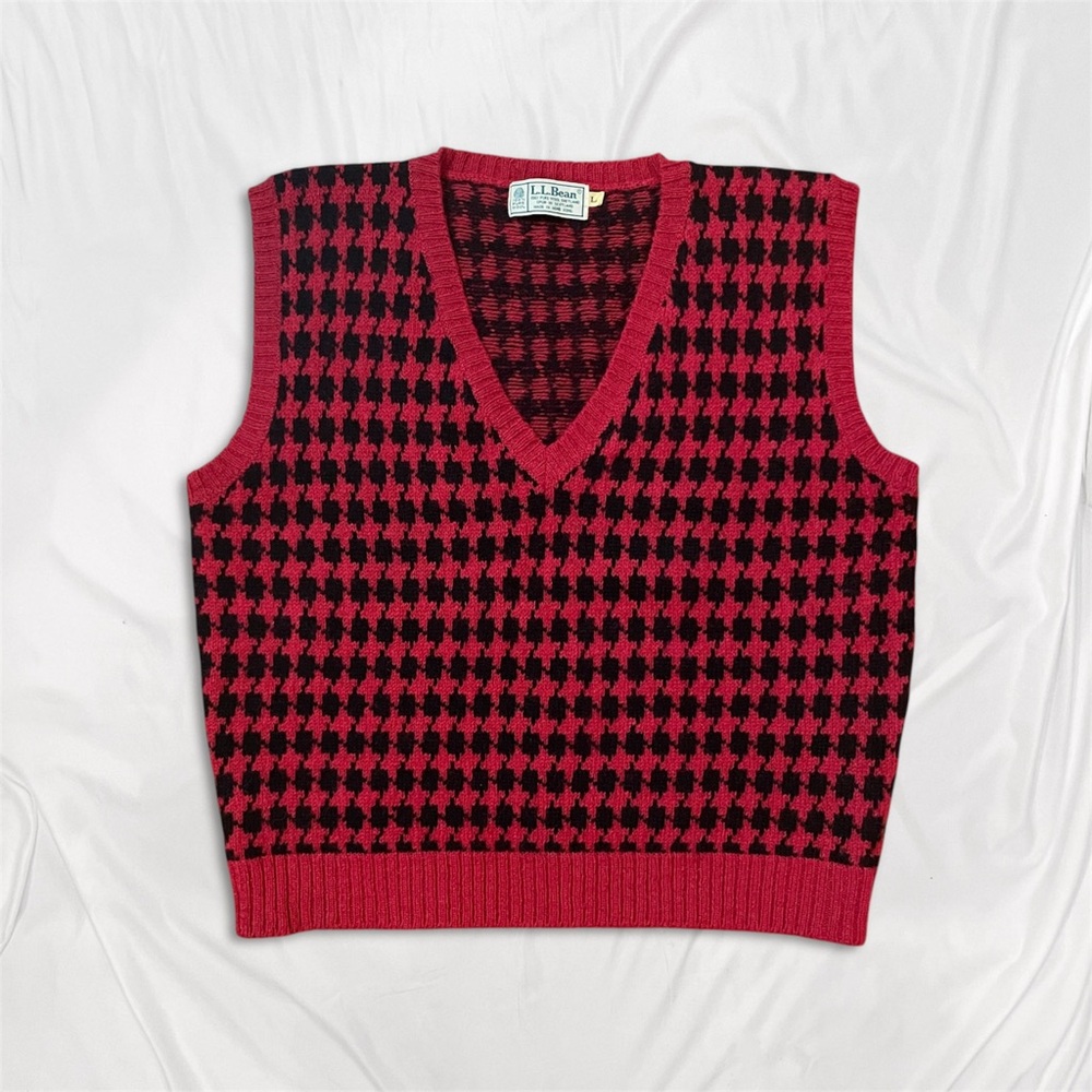 Vintage L L Bean Houndstooth Sweater Vest • Red and Black